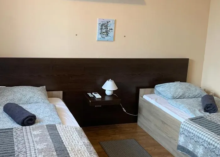 Toscan Panzio Pensiune Gyál
