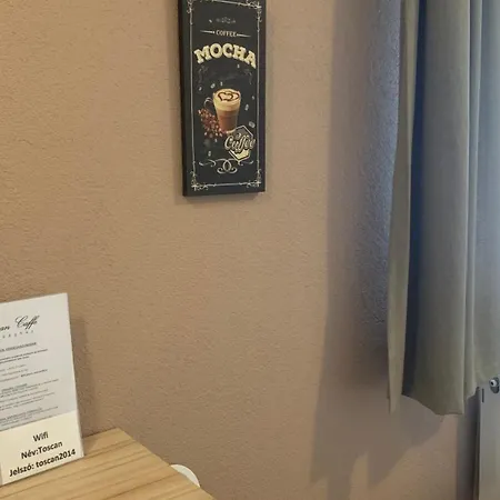 Toscan Panzió Gyál